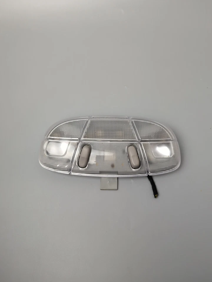LUZ DE CÚPULA DE TETO DIANTEIRA FORD F-150 2004-2008 - Imagem 1 de 4