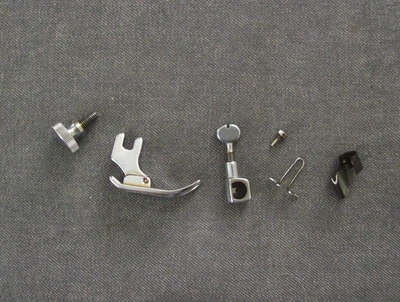 Máquina de costura Kenmore 158.17300 prensa pé, braçadeira de agulha, guia e peças diversas - Imagem 1 de 4