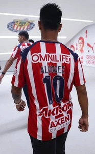 Local Chivas Calce Ajustado Talla 2XL 2026 Rayadas Hombre Rojiblanco Rebano Álvarez 10 - Imagen 1 de 1