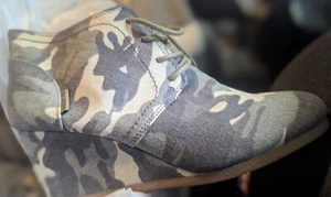 Womens Ankle Booties Size 8 Camo Desert Wedge Heels Washed Canvas Shoes. EUC  - Picture 1 of 4