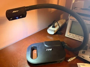 Cámara de documentos portátil Aver AverVision U50 con diseño de brazo flexible alimentada por USB - Imagen 1 de 2