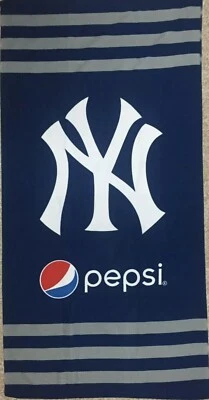 Toalla grande Yankees Pepsi 30 x 60 pulgadas - NUEVA Foto 1 de 2