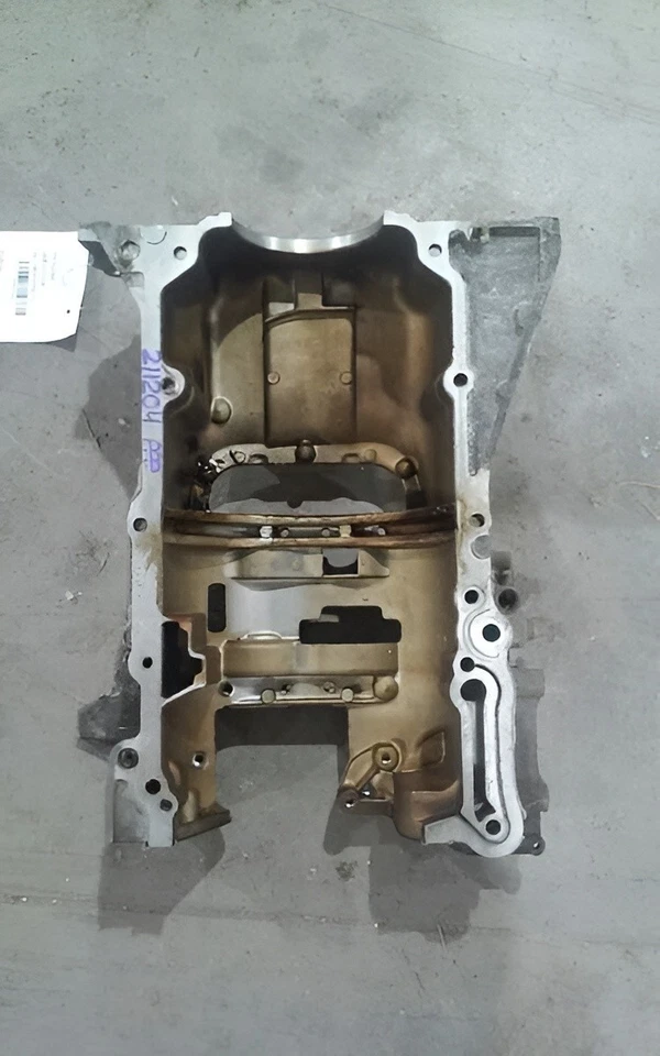 2006-2011  Toyota Camry RAV4 Scion xB  tC Engine Oil Pan OEM - Image 1 of 4