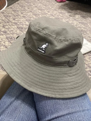 Sombrero Kangol Utility Cords Jungle 792179809026 Talla M Gris Foto 1 de 4