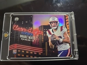 Drake Maye 2025 Topps Resurgence ELECTRO-LIGHTS SSP RC #EL-7 Case Hit - Patriots - Picture 1 of 2