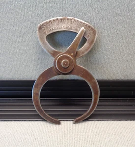 Vintage Outside Caliper- Made in USA- 2" Measurement Top with Arrow Hand - Picture 1 of 2