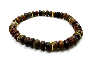 Red Creek Jaspis Stretch Armband - 6 mm Edelstein Perlen, 6,5 Zoll - Gold Zwischenring - Bild 1 von 2