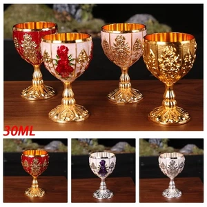 Artistic Retro Carved Wine Cup in Aluminum Alloy Unique Addition to Home Bar - Bild 1 von 13