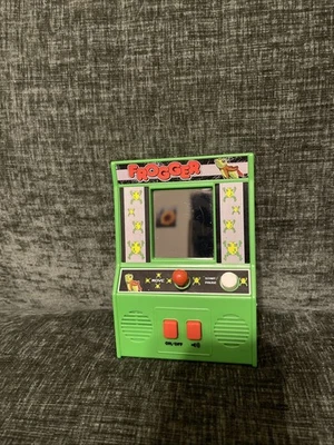 Schylling 09550 Frogger 复古街机游戏 — 第 1/3 张图片