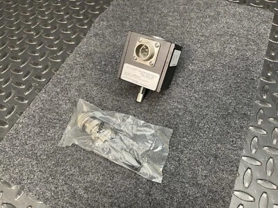 Incremental Shaft Encoder: Accu-Coder 716-0100-S with Connector - Unused - Image 1 of 4
