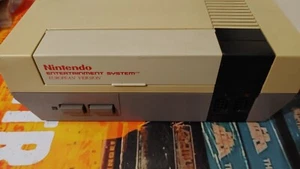 Nintendo NES System 8-bit Video Game System Konsole (Ersatzgerät) 655 - Picture 1 of 4