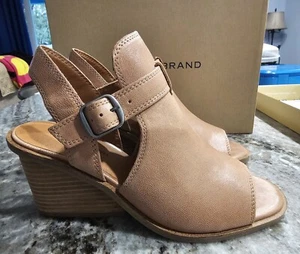 Lucky Brand LK-Labradite Sandals Women's Size 8 M Latte Goat Panna FREE SHIPPING - Picture 1 of 6