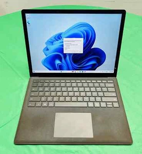 Surface Laptop 2 Black i5-8350U/ 8GB/ 256GB/ Win 11 Home - Picture 1 of 7