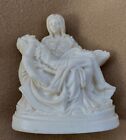 Figurine vintage Marie et Jésus 'Pieta' petite statue 4 pouces de haut Christ religieux
