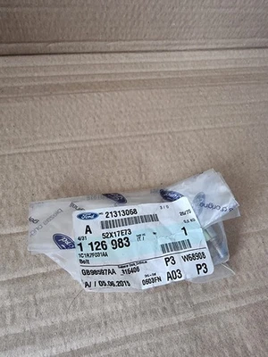 GENUINE NEW Ford TRANSIT Manual Gear Selector Pin Bolt | 1126983 - Image 1 of 2