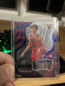 2024-25 Panini Revolution Basketball Matas Buzelis RC New Wave Cosmo /285 #2 - Picture 1 of 2