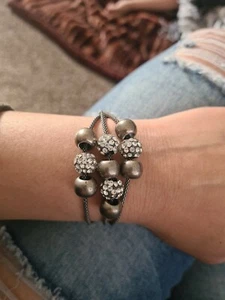 Paparazzi Jewelry "Industrial Integration" White Fashion Fix Bracelet. - Picture 1 of 3