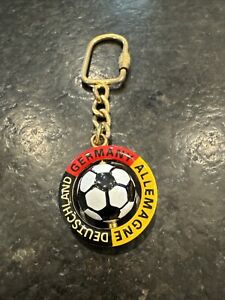 German Futbol Soccer Spinning Key chain Deutschland Allemagne gold tone enamel