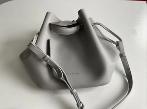 Expatrié Handtasche Damenhandtasche Grau - Bild 1 von 7