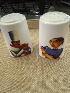 Knuttel porcelain salt and pepper set - Picture 1 of 3
