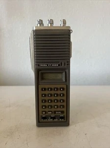 Transceptor de radio portátil Yaesu FT-208R. - Imagen 1 de 11