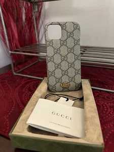 Authentic Gucci GG iPhone 13 Case - Photo 1 sur 4