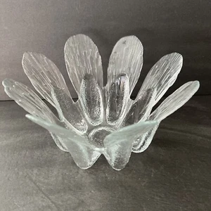 Iittala Scandinavian Glass Clear Textured Flower Petals Centerpiece Bowl - Picture 1 of 11