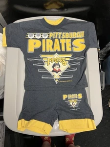 Vintage Pittsburgh Pirates Kids Outfit 1993 Team Glasgow Boys Size 6 MLB - Picture 1 of 7
