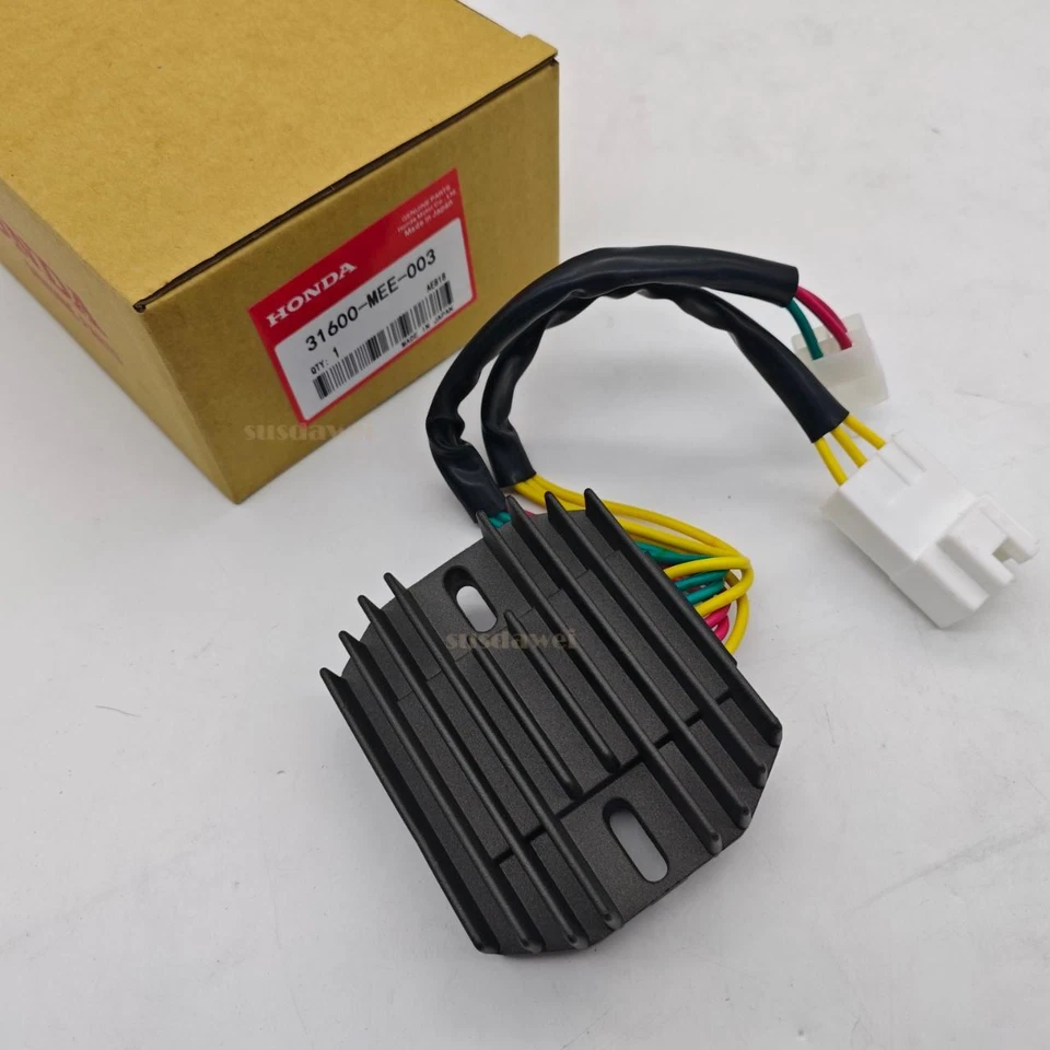 Regulator Rectifier 31600-MEE-003 For Honda CBR900RR CBR929RR 929Cc 2000-2001 Foto 1 de 4