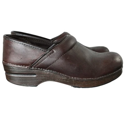 Zuecos Dansko de cuero marrón para mujer - talla 39 / EE. UU. 8,5 Foto 1 de 4