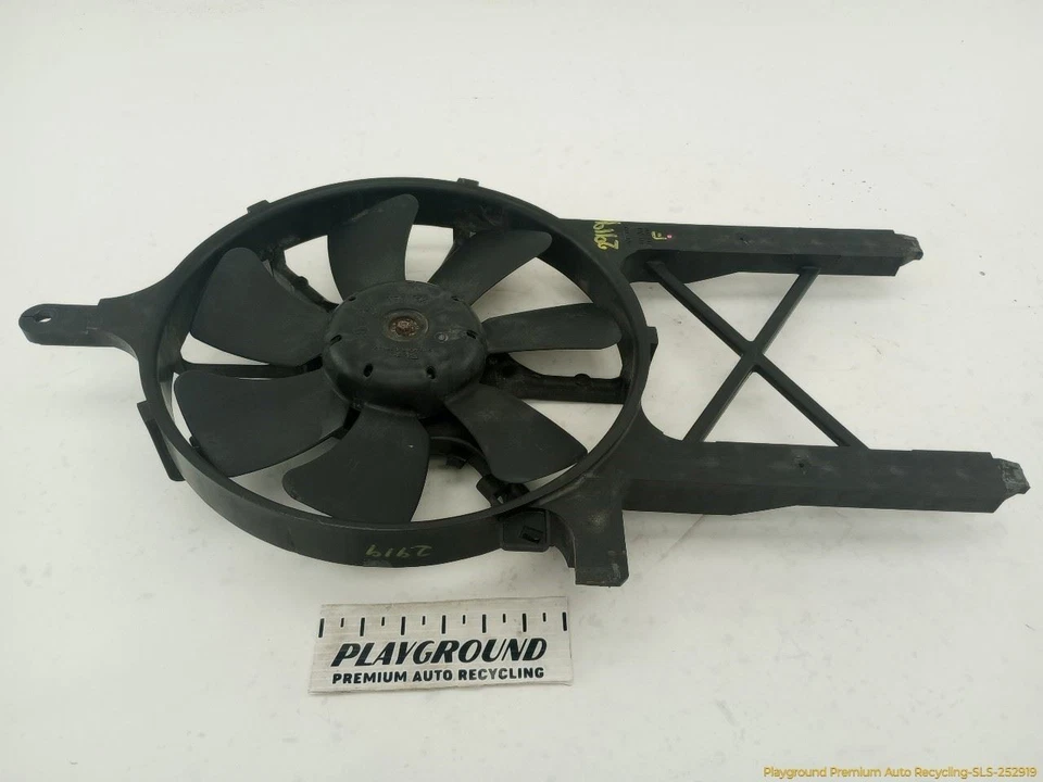 Conjunto de ventilador de radiador Nissan Xterra 4.0L 6 cilindros compatível com 2007-2015 07 - Imagem 1 de 4