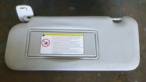 Peugeot 407 Sedan 04-11 Left Sunvisor - Picture 1 of 3