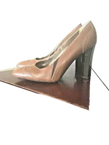 Dian Von Furstenberg pumps classic women shoes size 8 1/2 brown leather nice - Picture 1 of 9