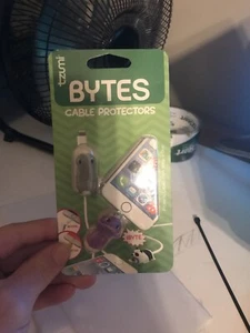 Cable Protectors for Wear/Tear Tzumi Cord Bytes Universal Mouse & Bunny New !!! - Picture 1 of 1
