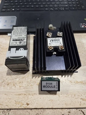 Set Of Omega State Relay  / CN76000 temperature and process controller / Switch - Image 1 of 4