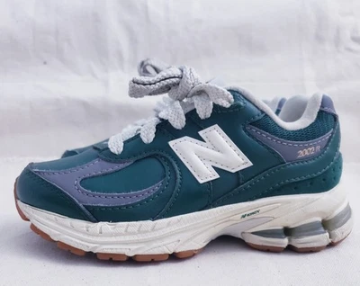 New Balance 2002 R Green/Grey Kids Sneakers PC2002VI- Size. 11 - Image 1 of 4