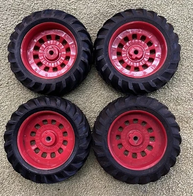 1/16 tractor wheels - Image 1 of 3