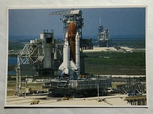 Nasa Space Collection Shuttle Columbia Kennedy Space Center, Florida. Postcard - Picture 1 of 2