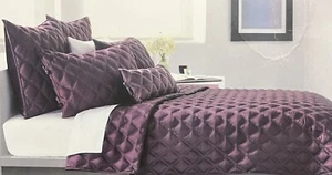 DKNY UPTOWN LILA VOLL / QUEEN GESTEPPTE QUILT - Bild 1 von 1