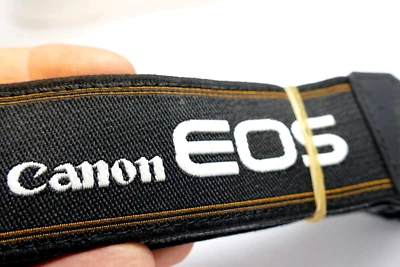 Canon Neck Shoulder Camera  Neoprene Black/White Genuine OEM 7D 6D - Image 1 of 4