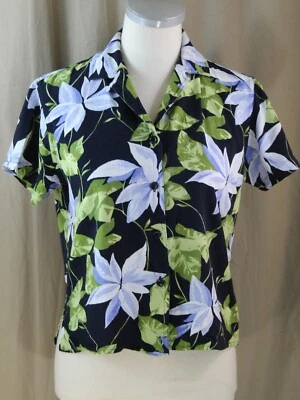 Parte superior delantera primera edición pequeña azul marino con varios botones Foto 1 de 4