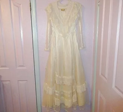 Vtg Gunne Sax Maxi Dress Size 7 Lace Organza Tiered Victorian Wedding Prairie - Image 1 of 4