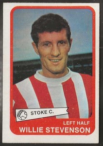 A&BC-FOOTBALL 1968 YELLOW BACK-#023- STOKE CITY - WILLIE STEVENSON 