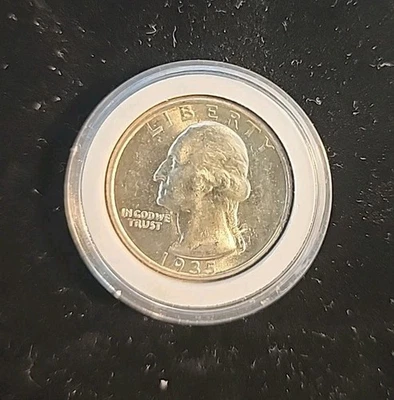 ☆1935P WASHINGTON QUARTER IN GREAT CONDITION Type B Touching AM REV.&DDO 9 DATE☆ - Image 1 of 4