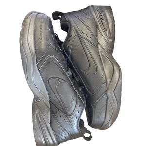 Nike Air Monarch IV Herren Trainingsschuhe schwarz Weite 11 - NEU - Bild 1 von 5