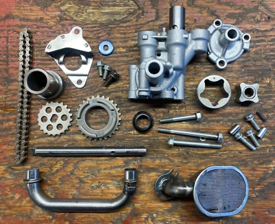 Bomba de aceite y cadena Honda Interceptor 500 1984-1985, engranaje y herrajes 15100-MJ8-000 Foto 1 de 4