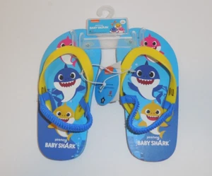 Pinkfong Baby Shark Sandals Shoes Blue Boys Girls Size 9/10 New - Picture 1 of 2
