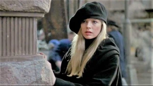 Batman Beret DC Comics Embroidered Black NEW Wool Hat SHIPS FREE - Picture 1 of 4