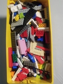 LEGOS 10696 Classic Medium Yellow Brick Box 750+ In EUC Nice Please View ALL 