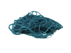 Blue Raspberry Shoestring Licorice Laces 2 pounds shoestring licorice - Picture 1 of 1